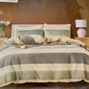 NEW Mint Patterned King Size Duvet Cover and Shams